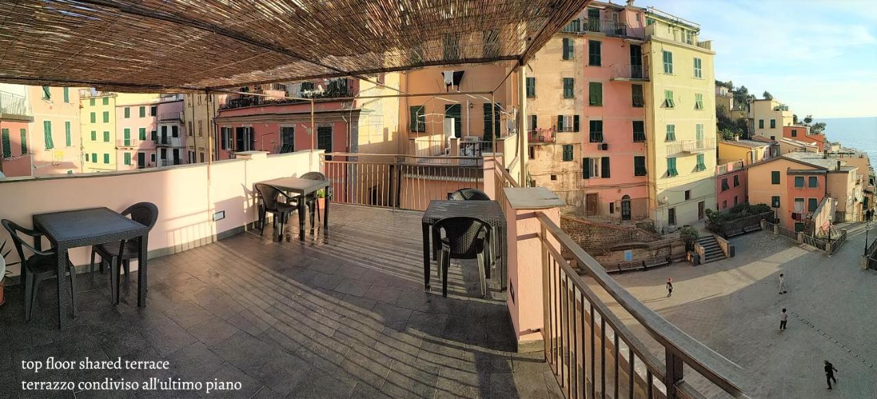 Affittacamere Albarola Riomaggiore Exteriör bild
